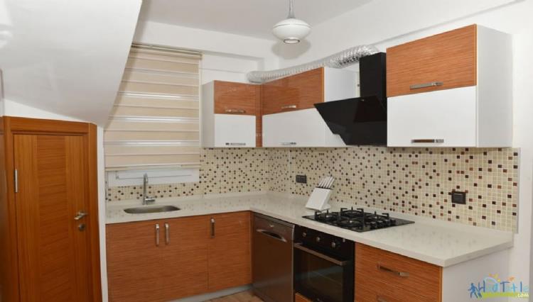 Villa Hıll-Denize 400 M aile villası